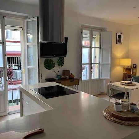 180 Home Casa Rodrigo De Triana Sevilla Bagian luar foto